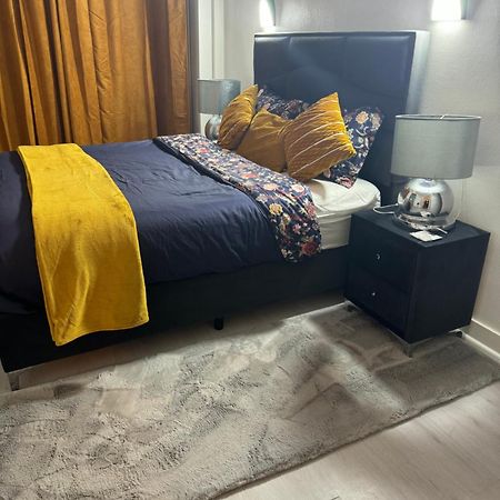 Appartement 2 Chambre Luxueuse A Jette Brüksel Dış mekan fotoğraf