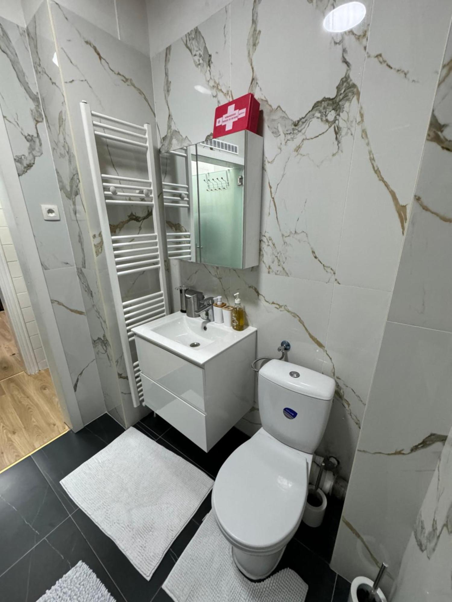 Appartement 2 Chambre Luxueuse A Jette Brüksel Dış mekan fotoğraf